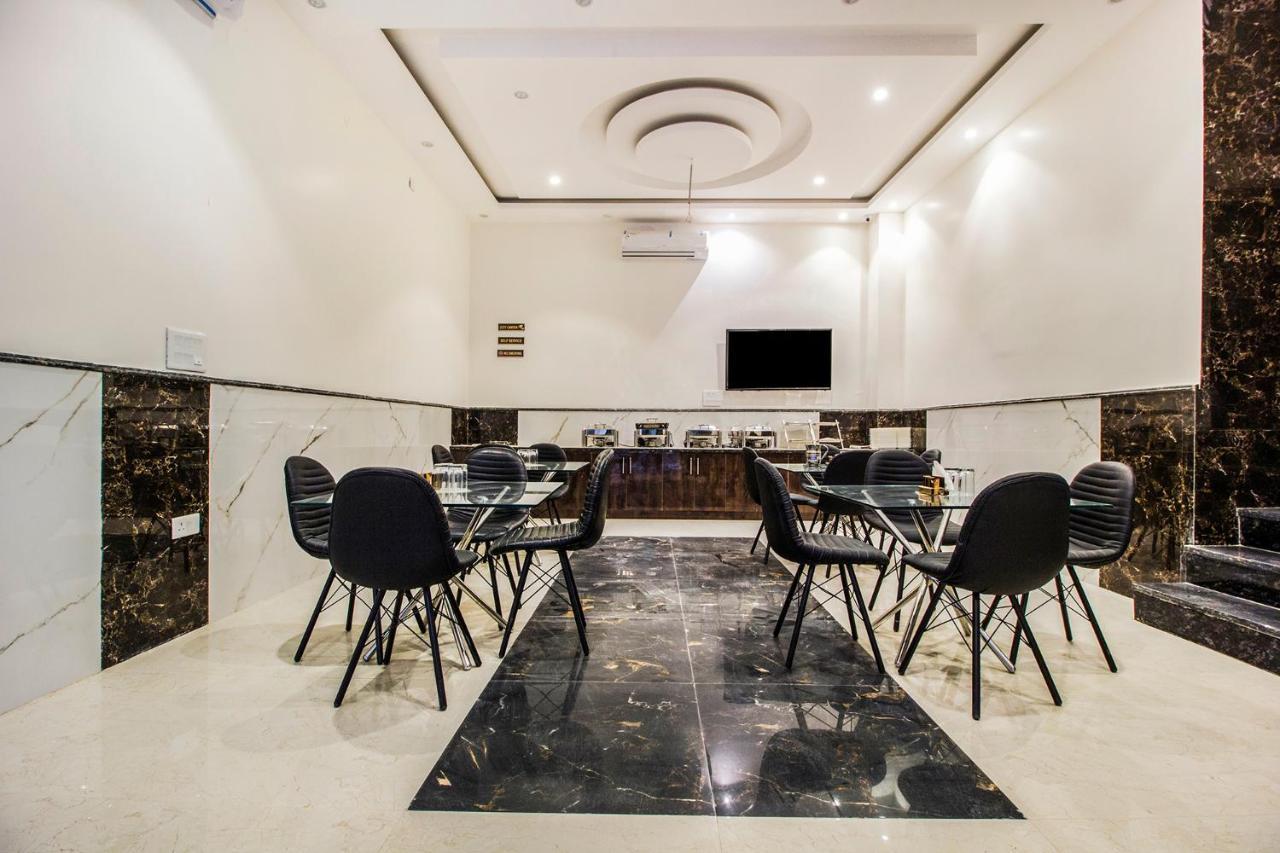 FabHotel Olivia Suite Nuova Delhi Esterno foto